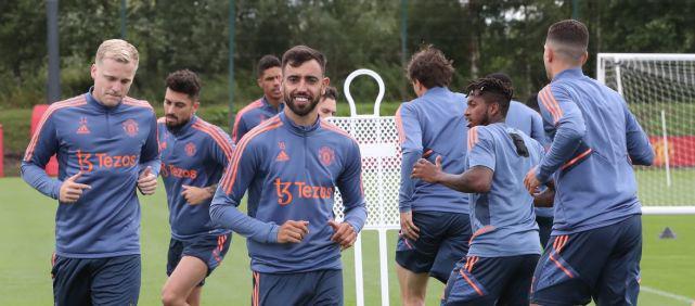 西甲前瞻：西班牙人表现惊艳但杯赛出局，巴列卡诺联赛三连平（西甲前瞻：西班牙人联赛状态出色却杯赛止步，巴列卡诺联赛三轮连平）