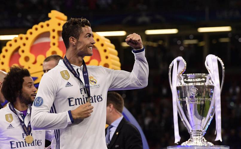 超越姆巴佩，亚马尔是19岁前欧冠参与进球最多的球员（亚马尔19岁前欧冠参与进球数登顶，力压姆巴佩）