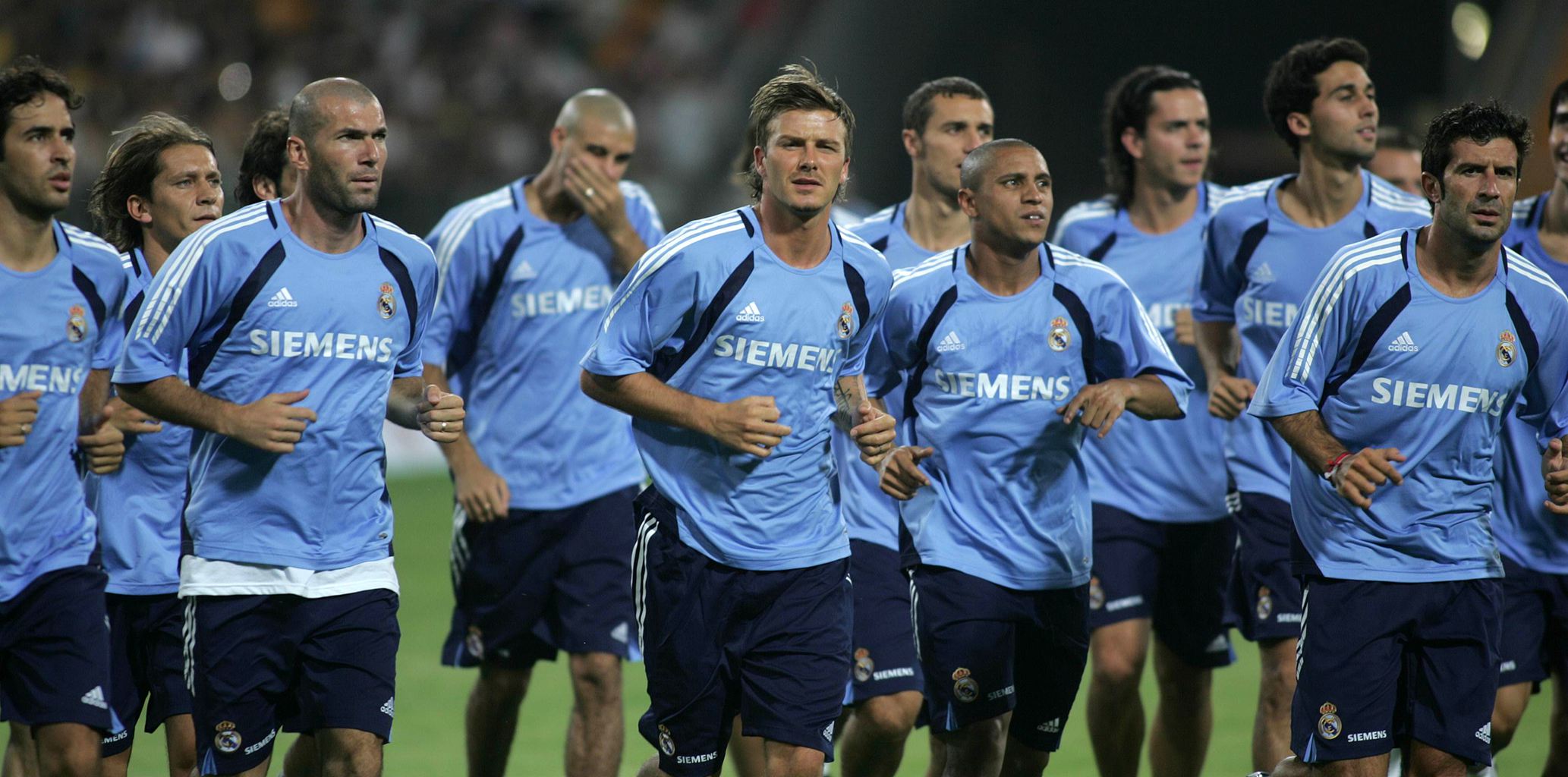 瓜帅：梅西、莱万和哈兰德都是进球机器，很荣幸执教过他们（瓜迪奥拉：梅西、莱万和哈兰德皆为进球机器，能执教他们深感荣幸）