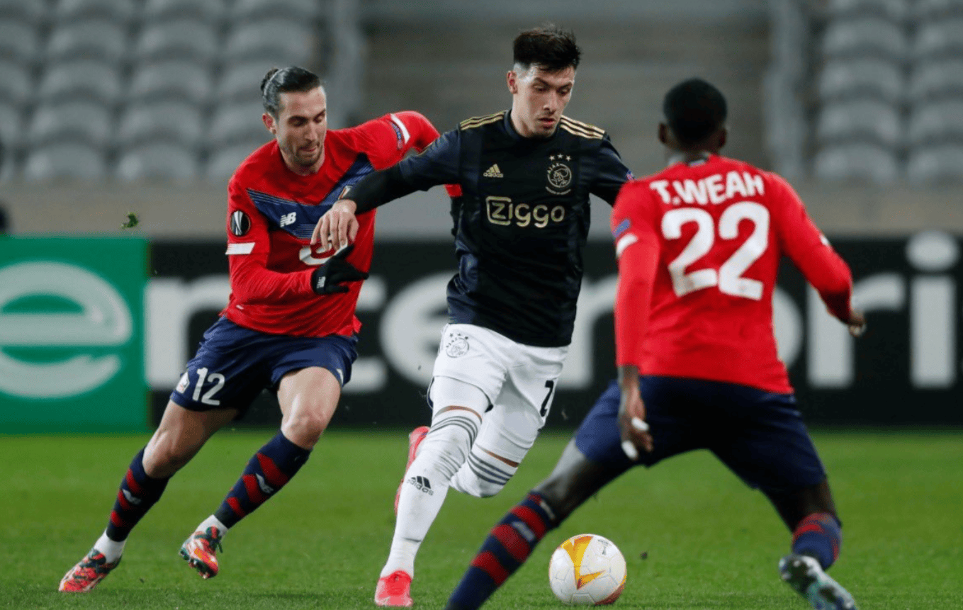 第10个亚军，申花上次拿到中国足球顶级联赛冠军还是30年前（申花第10次屈居亚军，上次问鼎中国顶级联赛已是30年前）