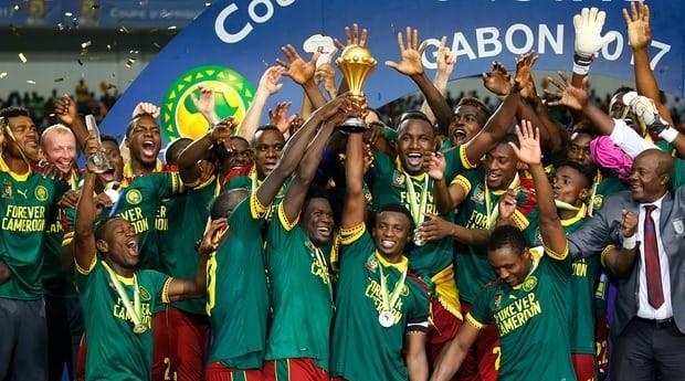 当地媒体：摩纳哥王子及其朋友欧冠赛后被加拉塔萨雷球迷袭击（当地媒体报道，欧冠赛后摩纳哥王子与友人遭加拉塔萨雷球迷袭击）